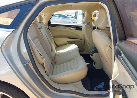 2015 Ford Fusion Se z USA, uszkodzony, nr VIN 3FA6P0H72FR236137